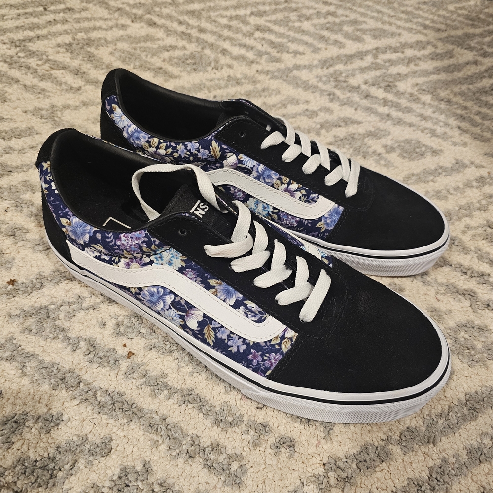 NWOB Vans Black and Blue Floral Sneakers